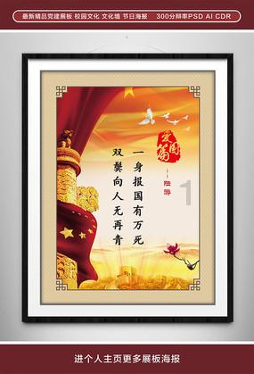 女生雪地玩滑梯摔了个四脚朝天，找回了童年的快乐